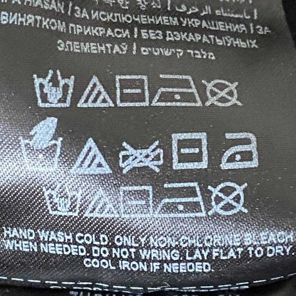 Guess Long Sleeved Top with Mesh V-neckline - Picture 5 of 7